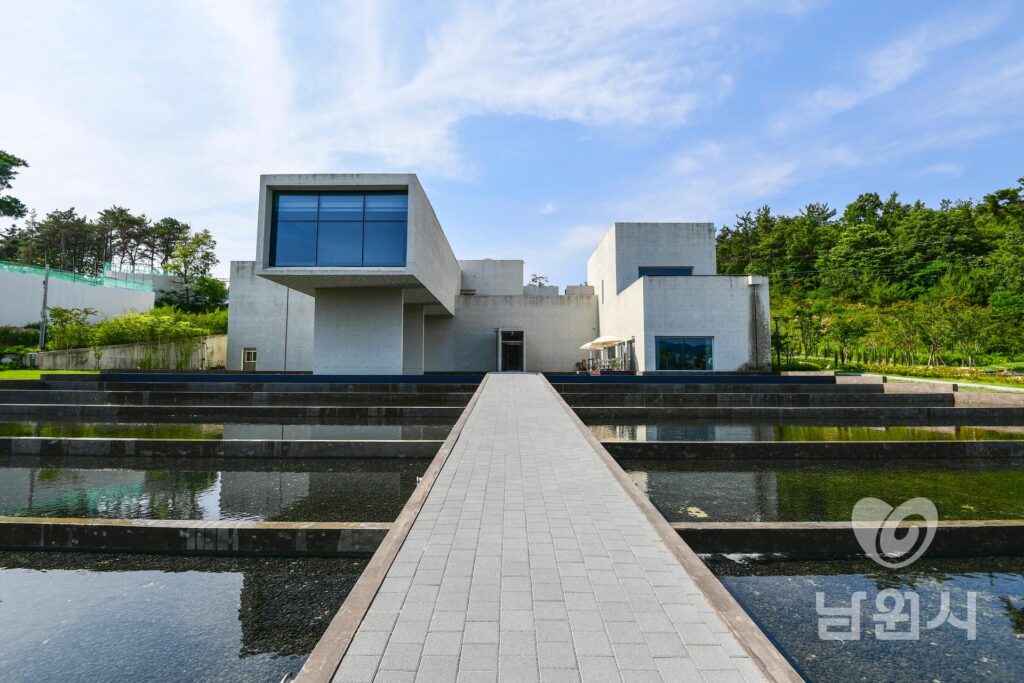 Kim Byung Jong Art Museum